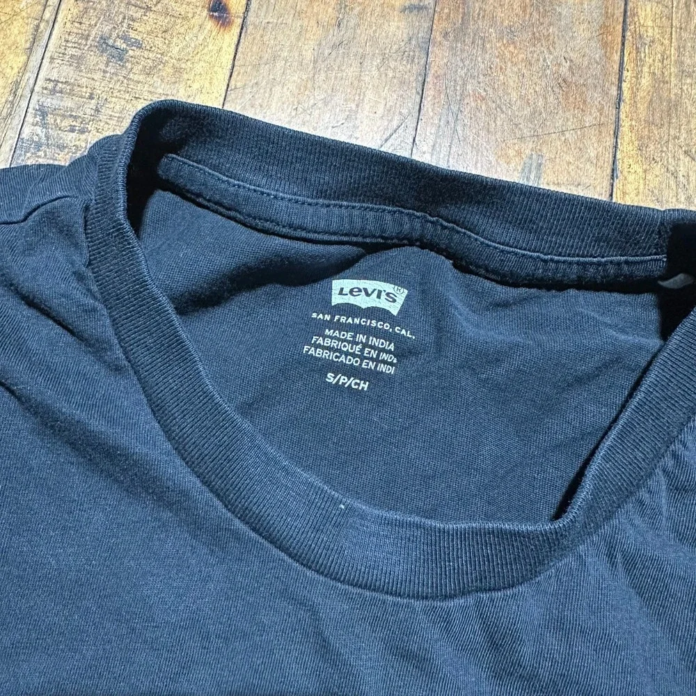 Levi's T-Shirt Men's Small Black Logo Cotton Regular Fit Short Sleeve Crew‎ Neck